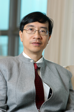 Professor Yuen Kwok-Yung